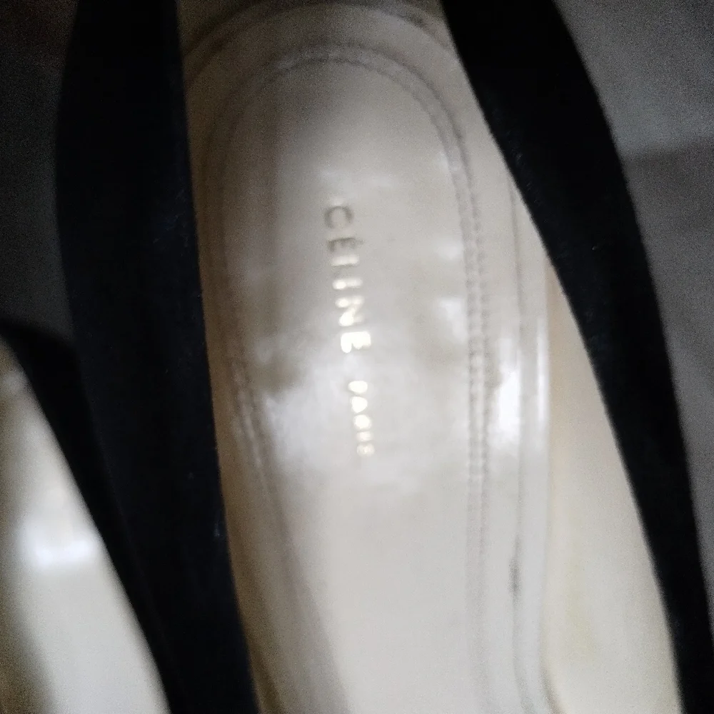 Celine Black Suede Pumps 9 - Picture 7 of 11